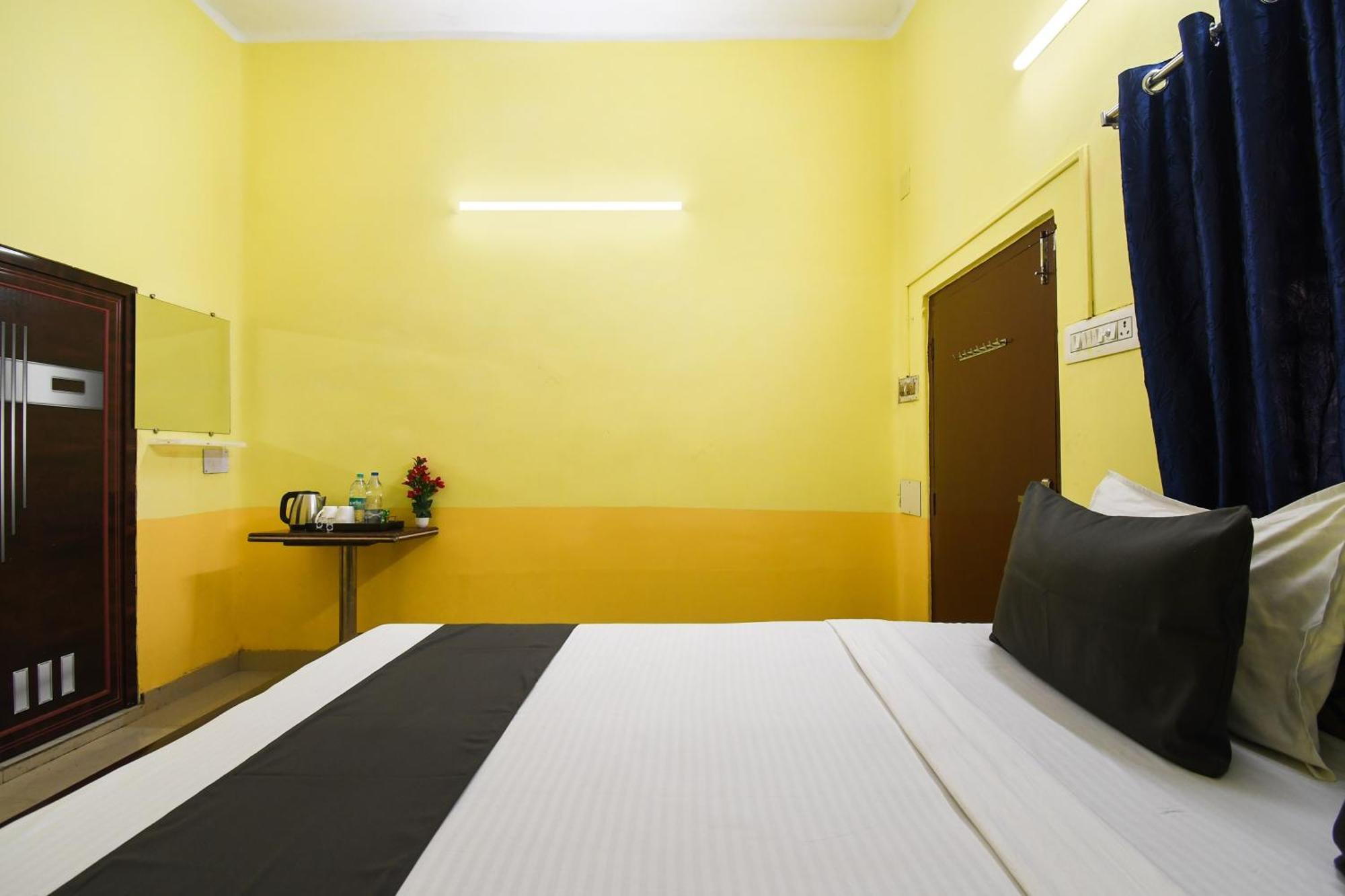 Oyo Heritage Inn Guest House Kolkata Luaran gambar